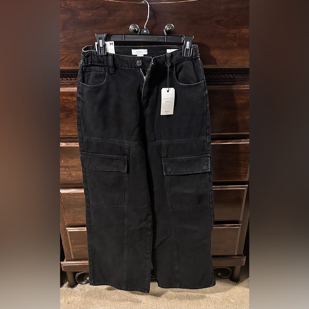 Forever 21 Women's Black Cargo Jeans